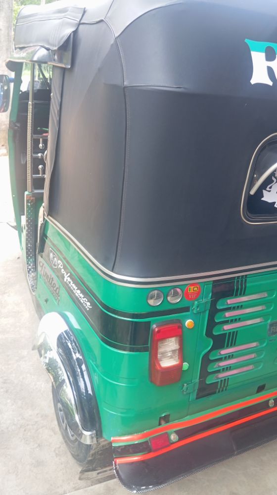 Bajaj Three Wheel 2014 - பயன்படுத்தப்பட்டது முச்சக்கர வண்டி sale in Sri Lanka - patpat.lk