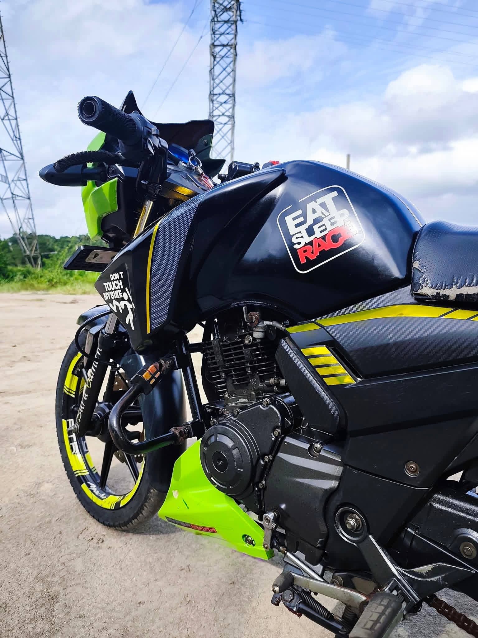 TVS Apache 2017 - Used Bike sale in Sri Lanka - patpat.lk