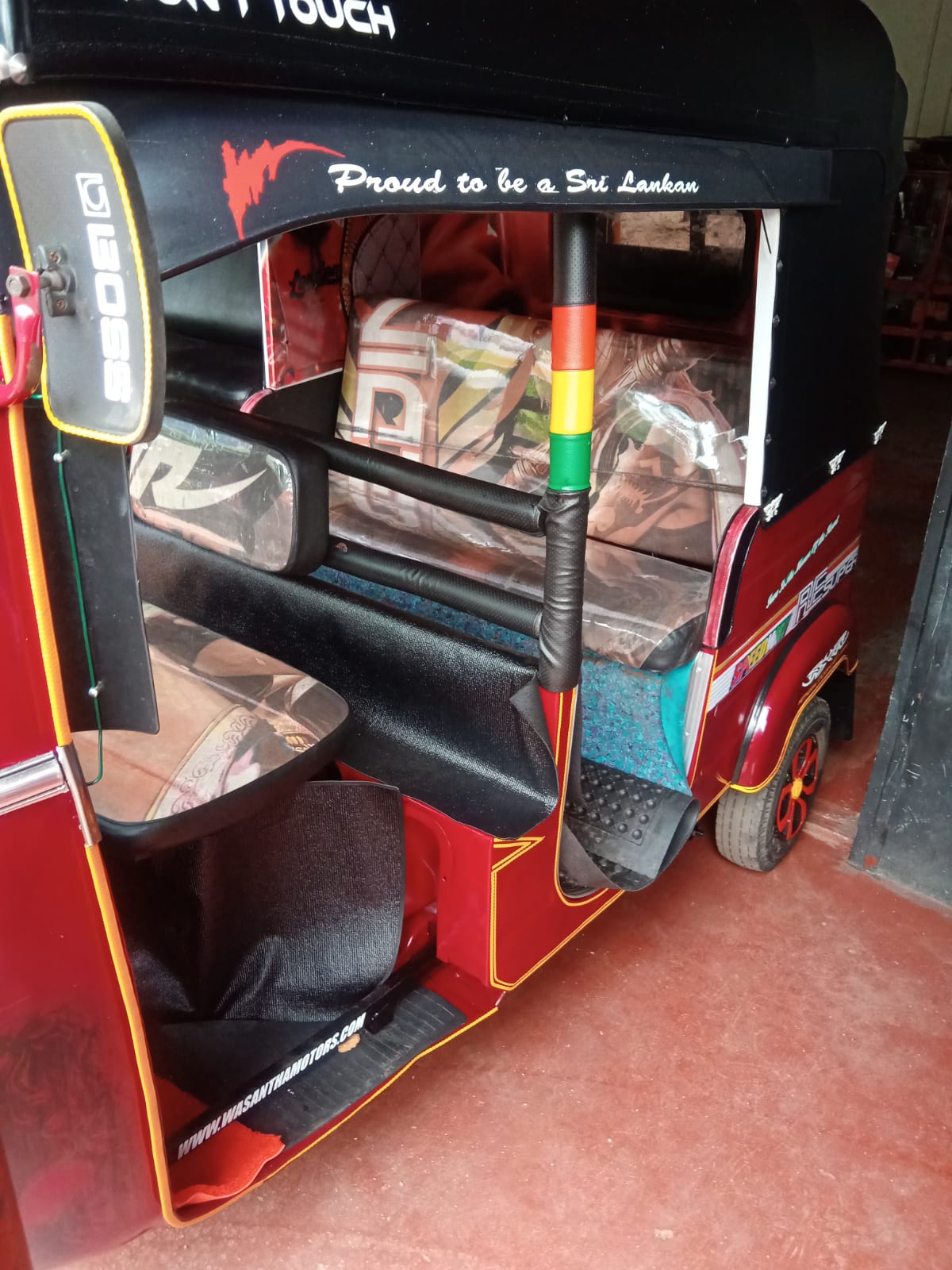Bajaj Three Wheel 2009 - பயன்படுத்தப்பட்டது முச்சக்கர வண்டி sale in Sri Lanka - patpat.lk