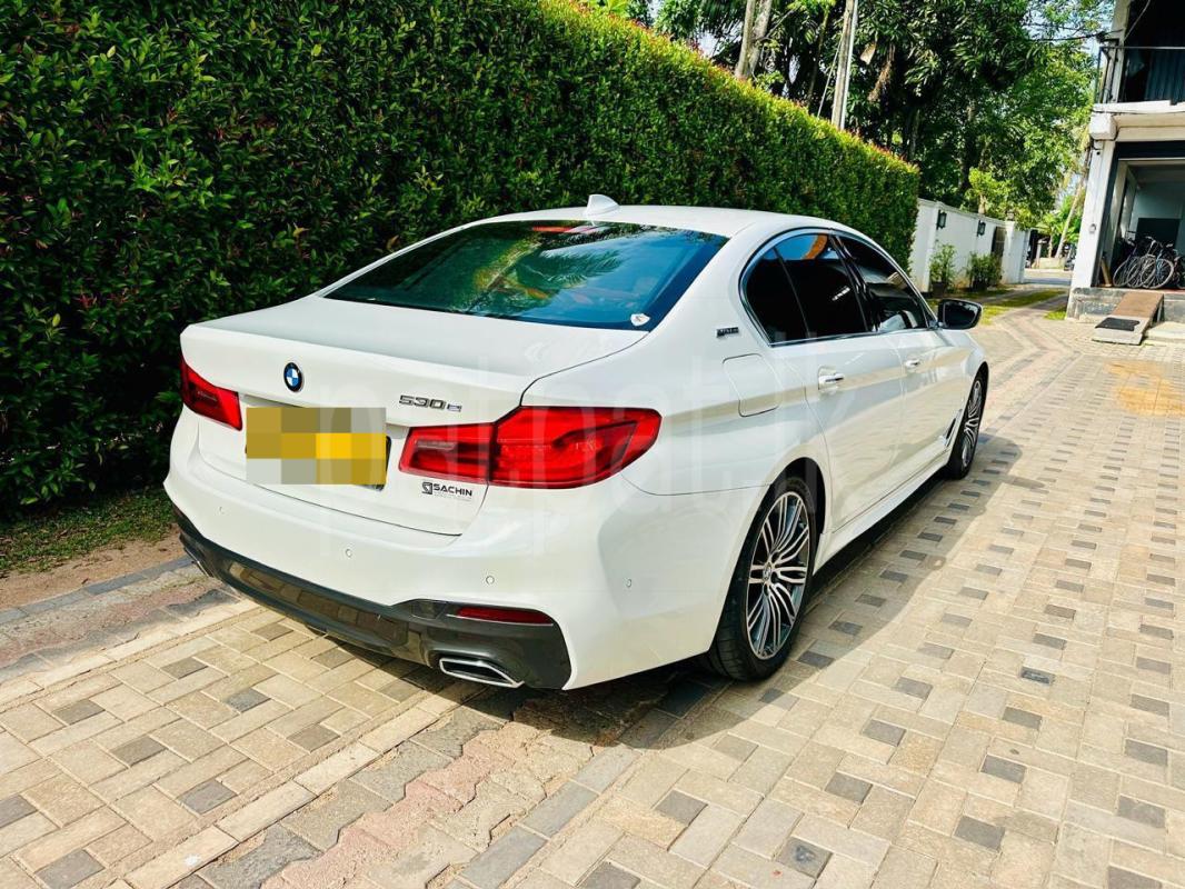 BMW 530E 2017 - பயன்படுத்தப்பட்டது கார் sale in Sri Lanka - patpat.lk