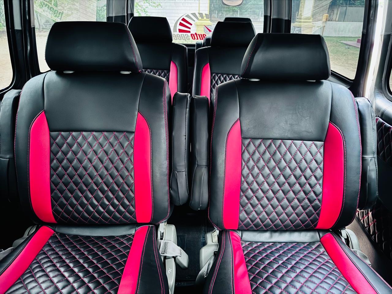 Toyota Hiace 2007 - භාවිතා කරන ලද වෑන් රථය sale in Sri Lanka - patpat.lk