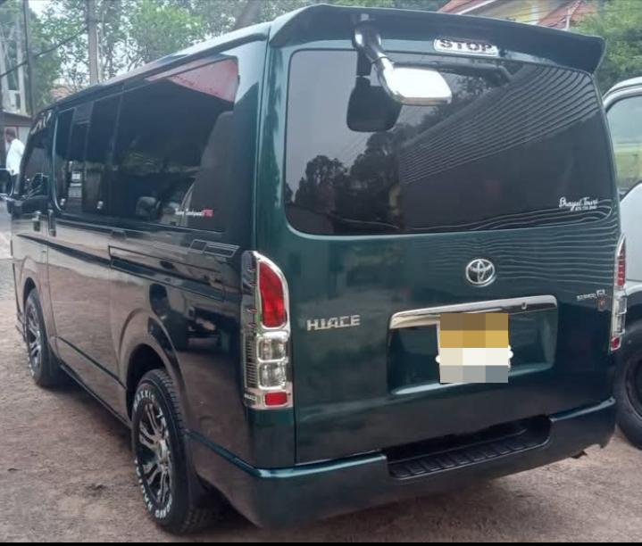 Toyota Hiace 2006 - Used Van sale in Sri Lanka - patpat.lk