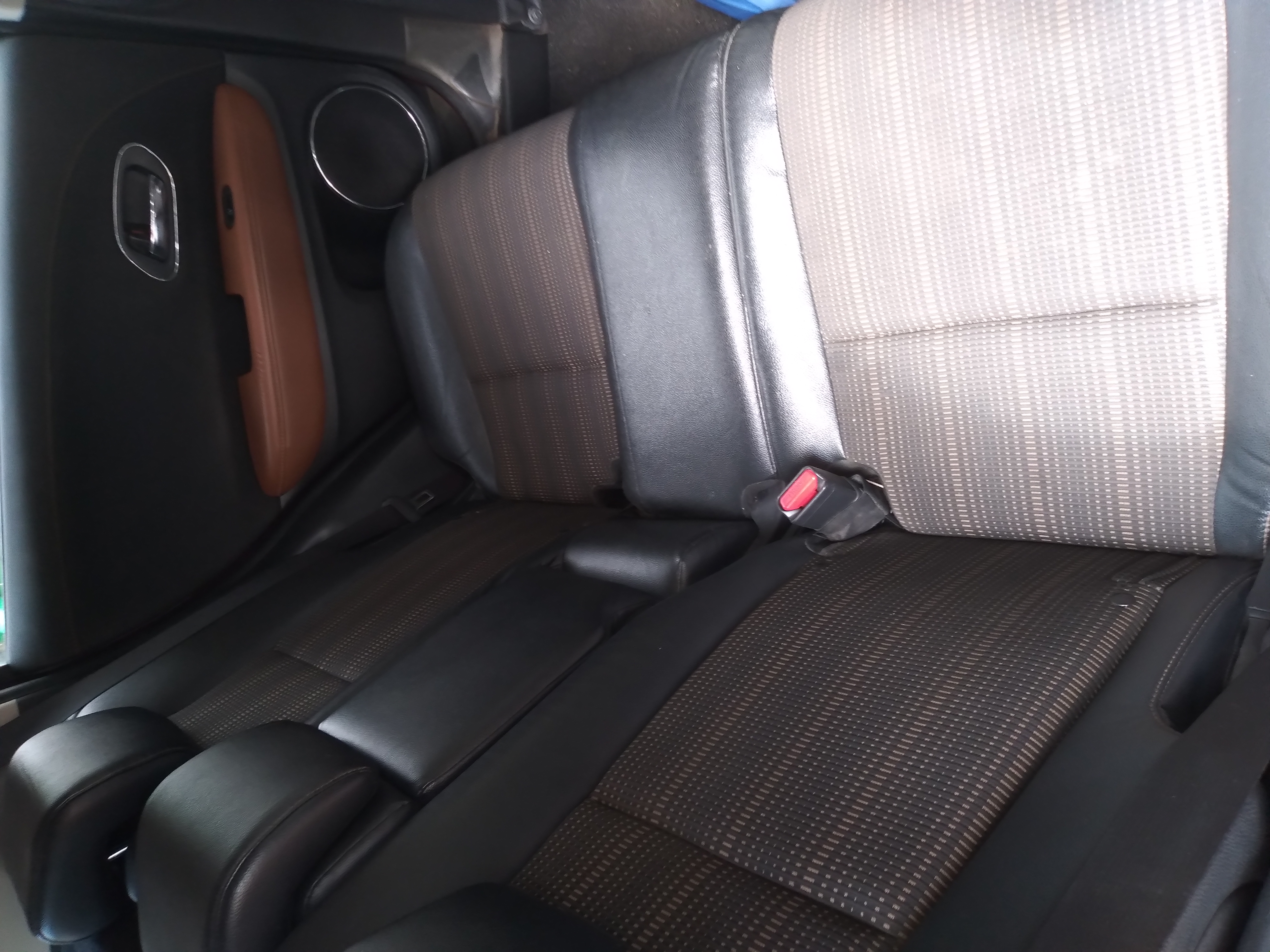 Honda Vezel 2014 - භාවිතා කරන ලද SUV රථය sale in Sri Lanka - patpat.lk