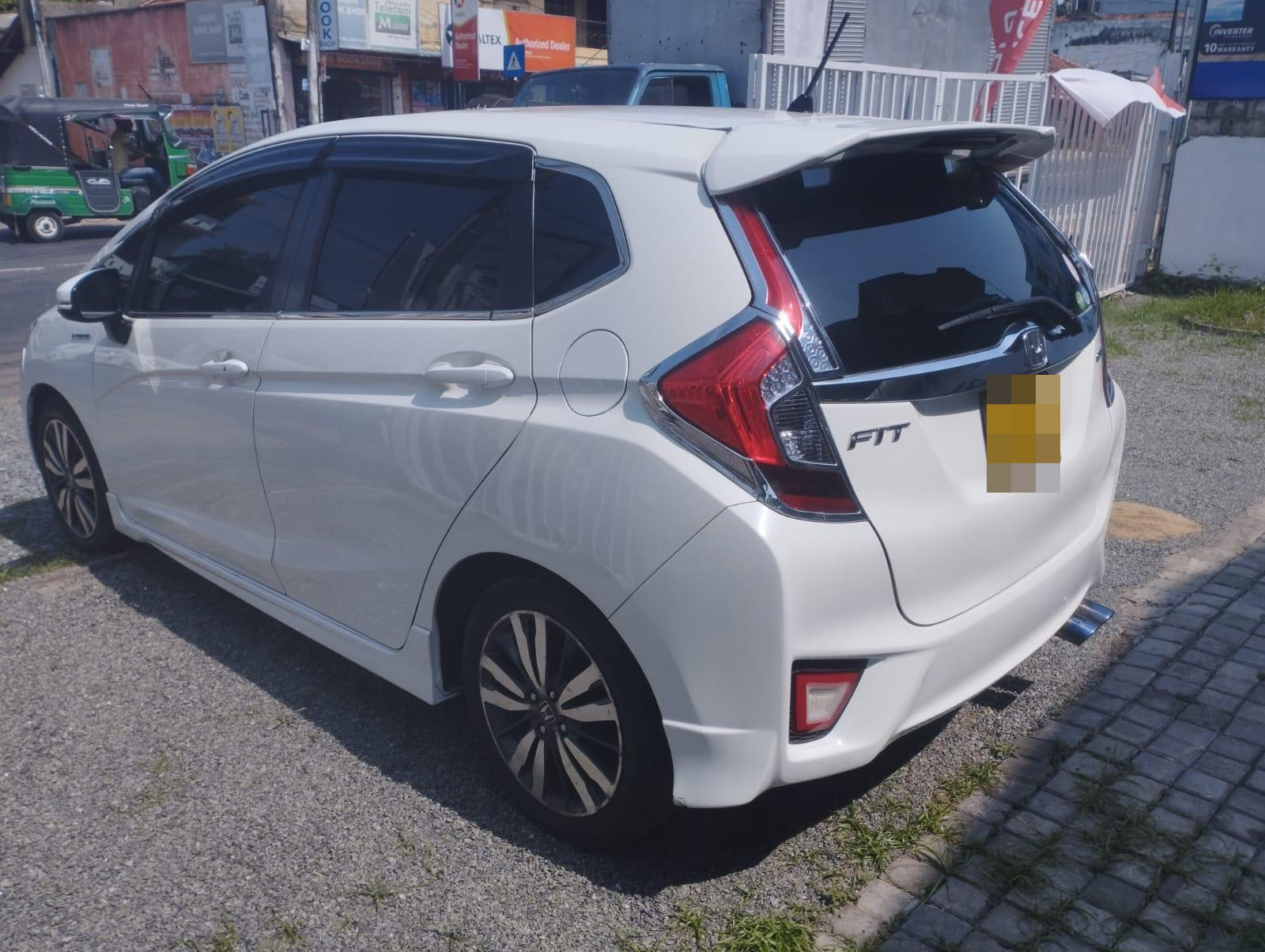 Honda Fit 2015 - Used Car sale in Sri Lanka - patpat.lk