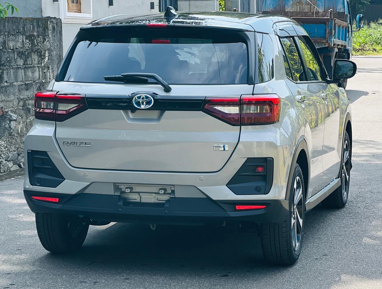 Toyota Raize 2025 - சான்றளிக்கப்பட்டது SUV sale in Sri Lanka - patpat.lk