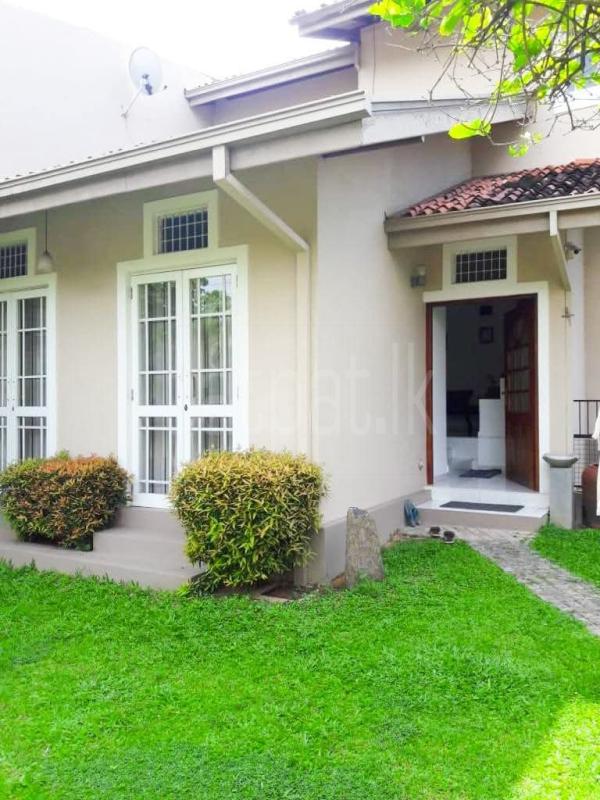 House for Sale in Talawatugoda