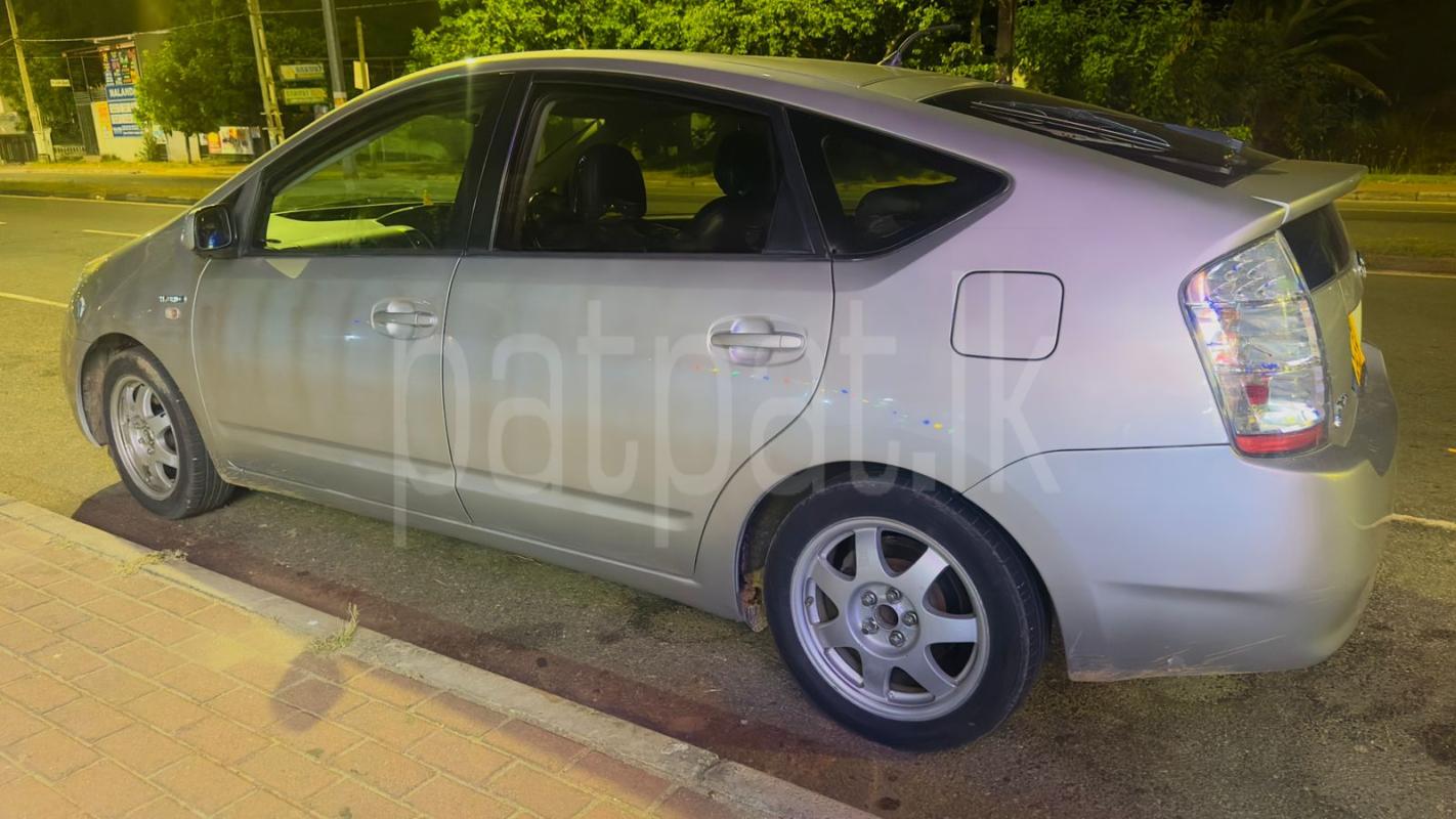 Toyota Prius 2008 - பயன்படுத்தப்பட்டது கார் sale in Sri Lanka - patpat.lk