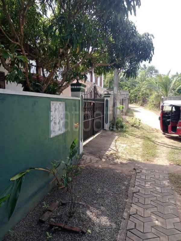 Hotel for Sale in Yakkala