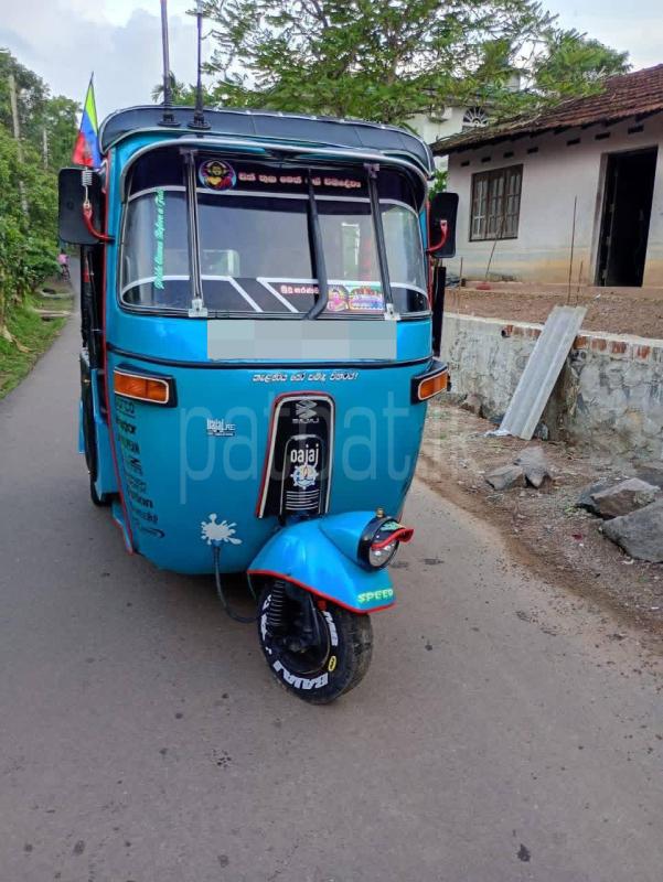 Bajaj Three Wheel 2005 - භාවිතා කරන ලද ත්‍රිරෝද රථය sale in Sri Lanka - patpat.lk
