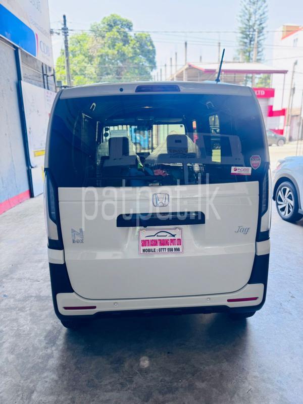 Advertisement image 5