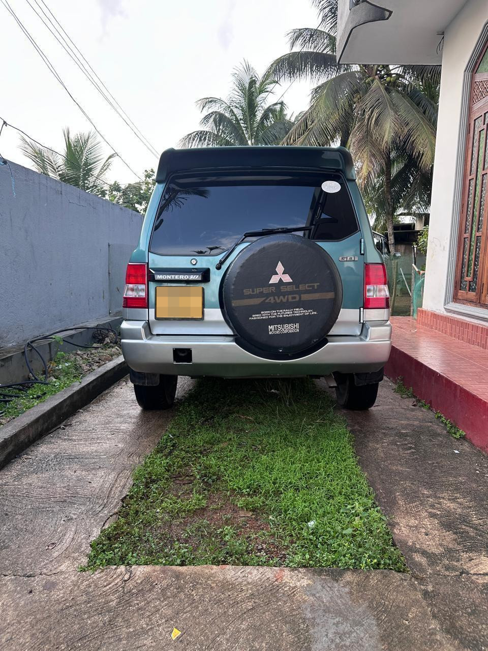 Mitsubishi Pajero IO 1999 - Used SUV sale in Sri Lanka - patpat.lk