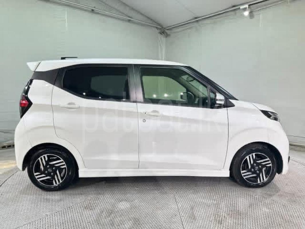 Nissan Roox 2024 - Used Car sale in Sri Lanka - patpat.lk