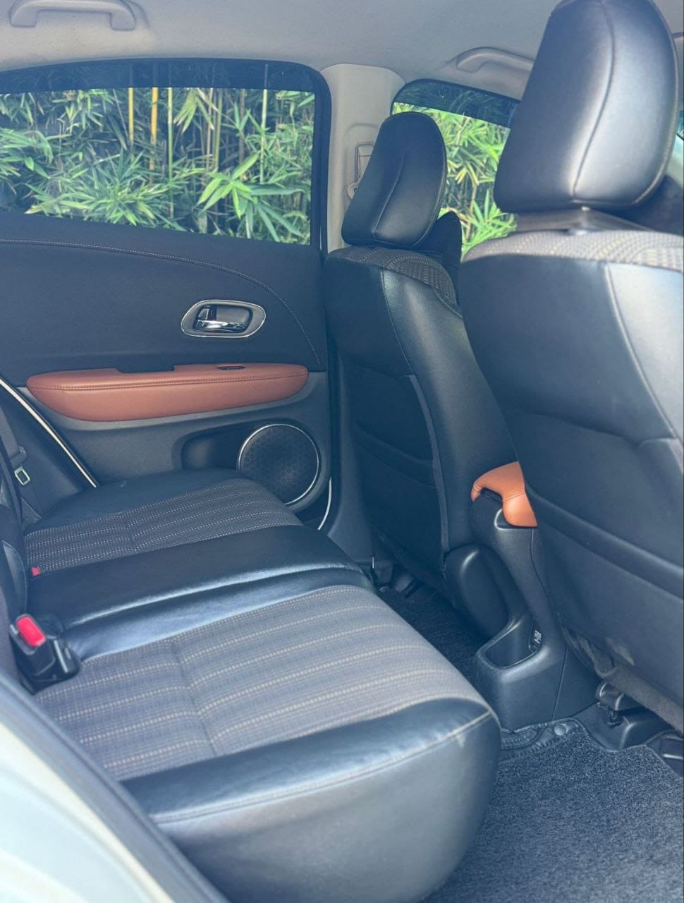 Honda Vezel 2014 - Used SUV sale in Sri Lanka - patpat.lk