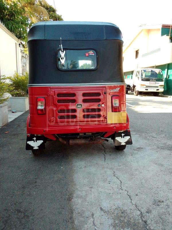 Bajaj Three Wheel 2020 - பயன்படுத்தப்பட்டது முச்சக்கர வண்டி sale in Sri Lanka - patpat.lk