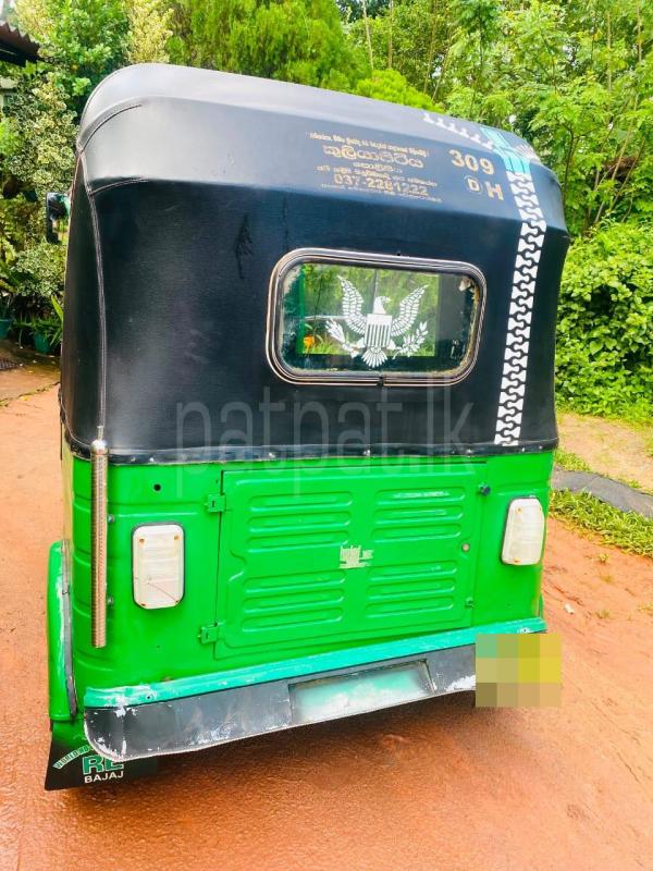 Bajaj 2 stroke 2004 - பயன்படுத்தப்பட்டது முச்சக்கர வண்டி sale in Sri Lanka - patpat.lk