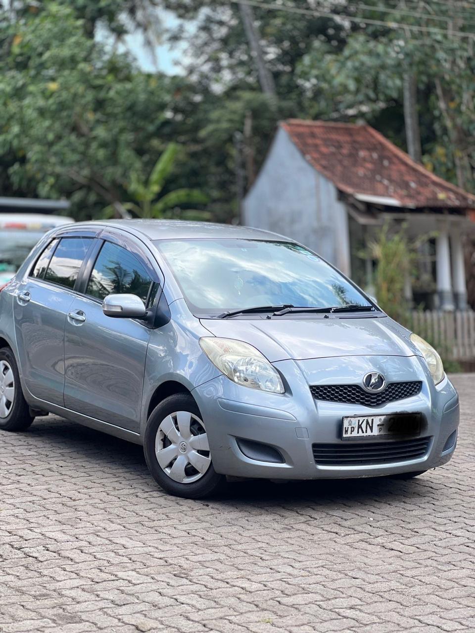 Toyota Vitz 2008