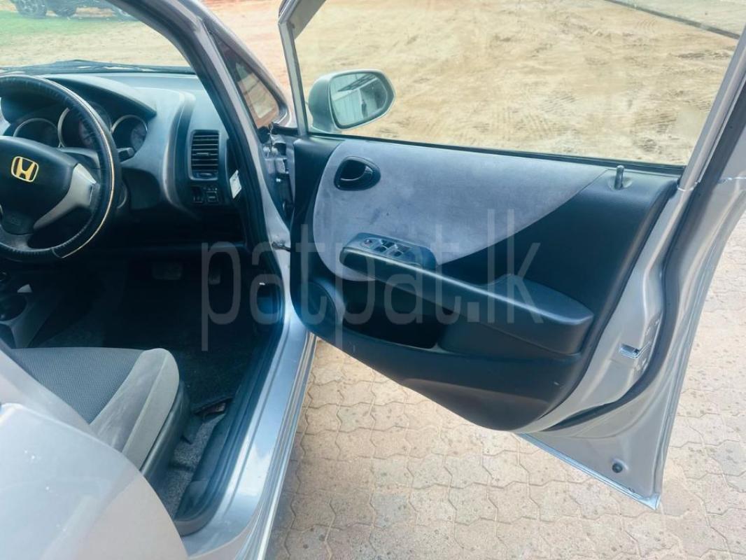 Advertisement image 6