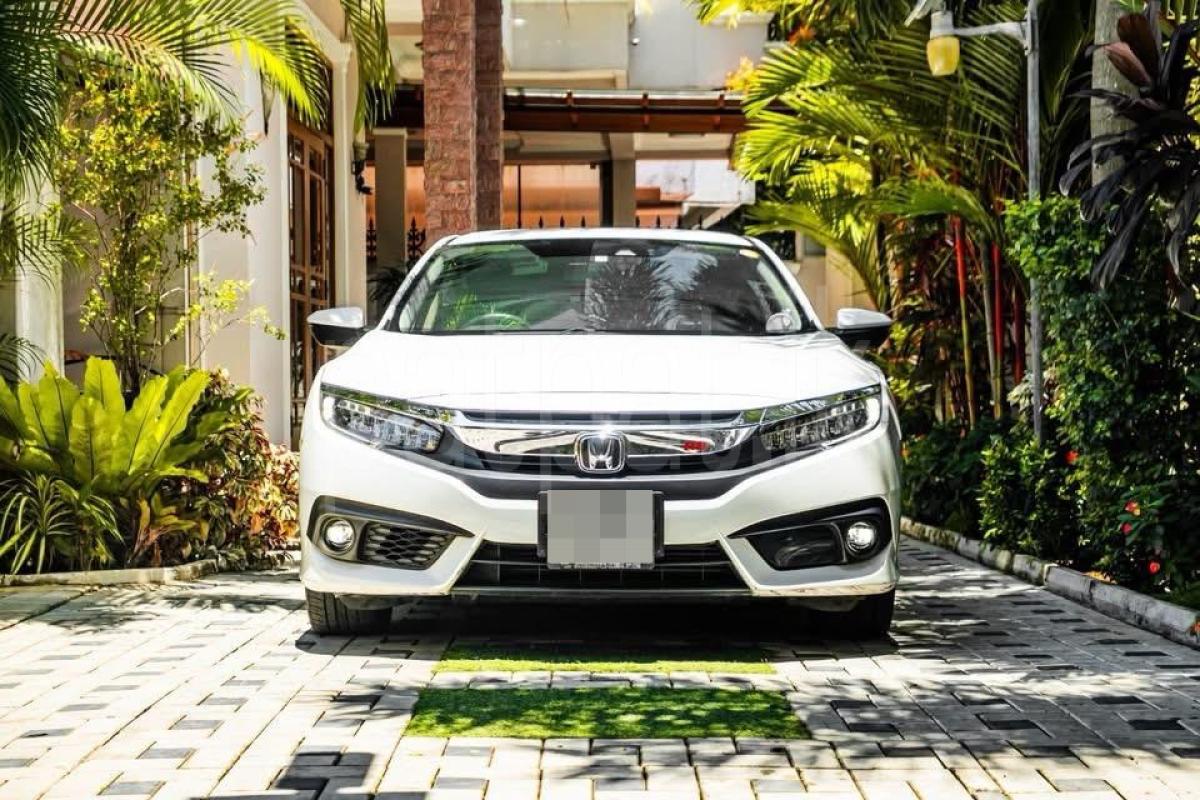 Honda Civic 2017 - Used Car sale in Sri Lanka - patpat.lk