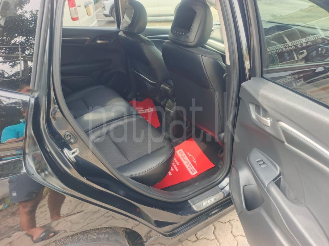 Honda Fit 2014 - பயன்படுத்தப்பட்டது கார் sale in Sri Lanka - patpat.lk