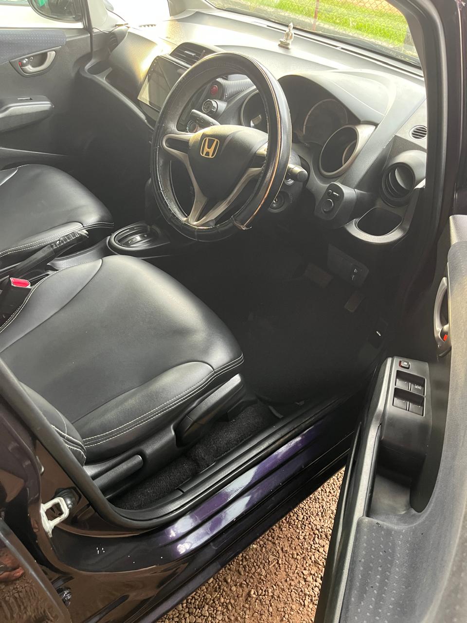 Honda Fit 2010 - பயன்படுத்தப்பட்டது கார் sale in Sri Lanka - patpat.lk