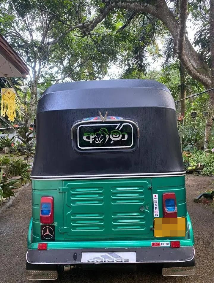Bajaj 4 stroke 2012 - Used Three wheeler sale in Sri Lanka - patpat.lk