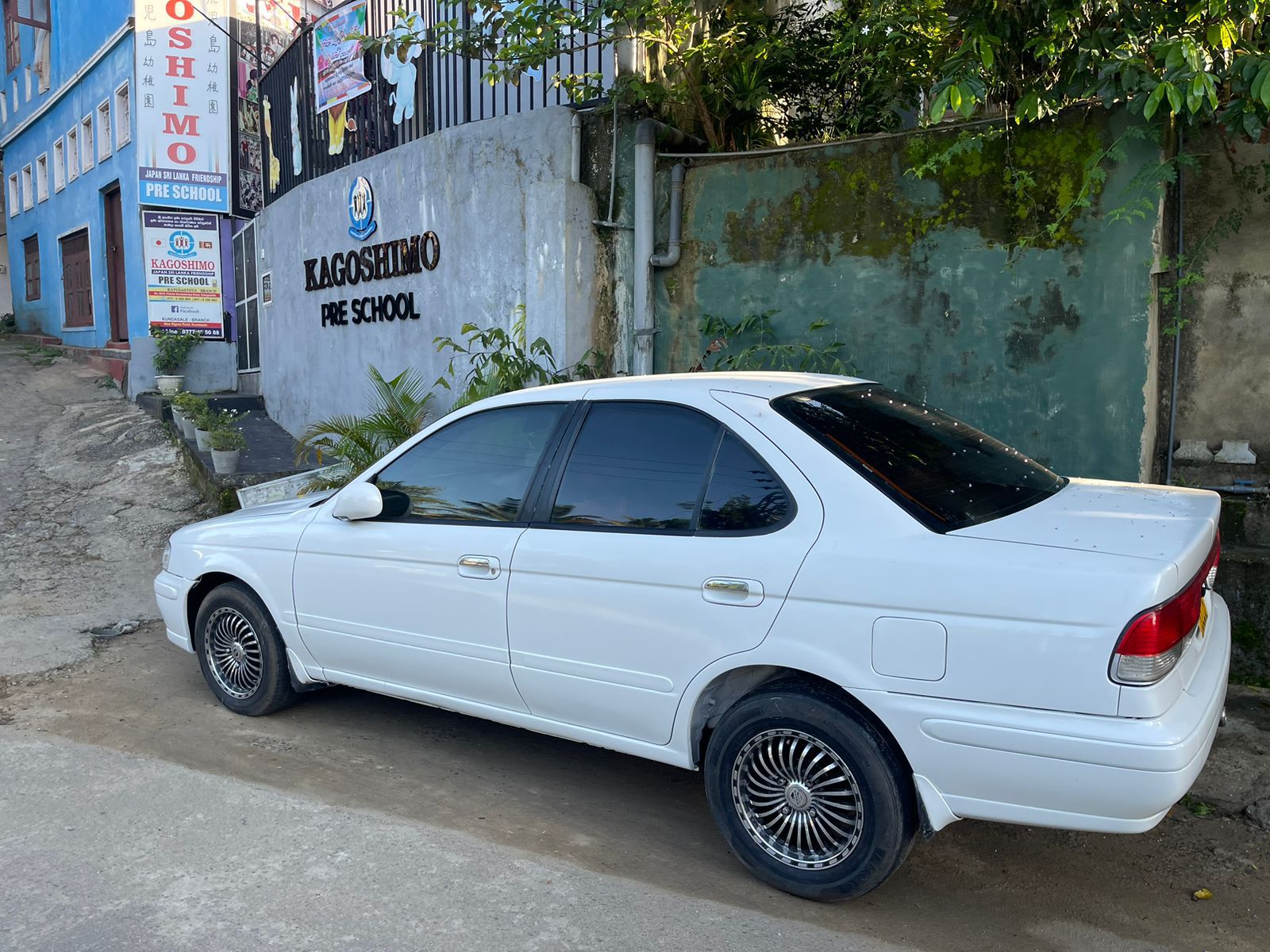 Nissan FB 15 2000 - பயன்படுத்தப்பட்டது கார் sale in Sri Lanka - patpat.lk