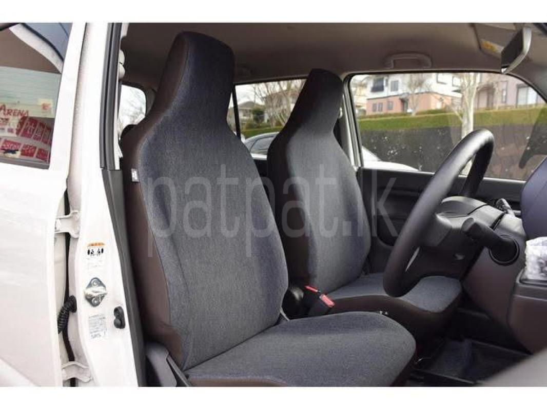 Advertisement image 6