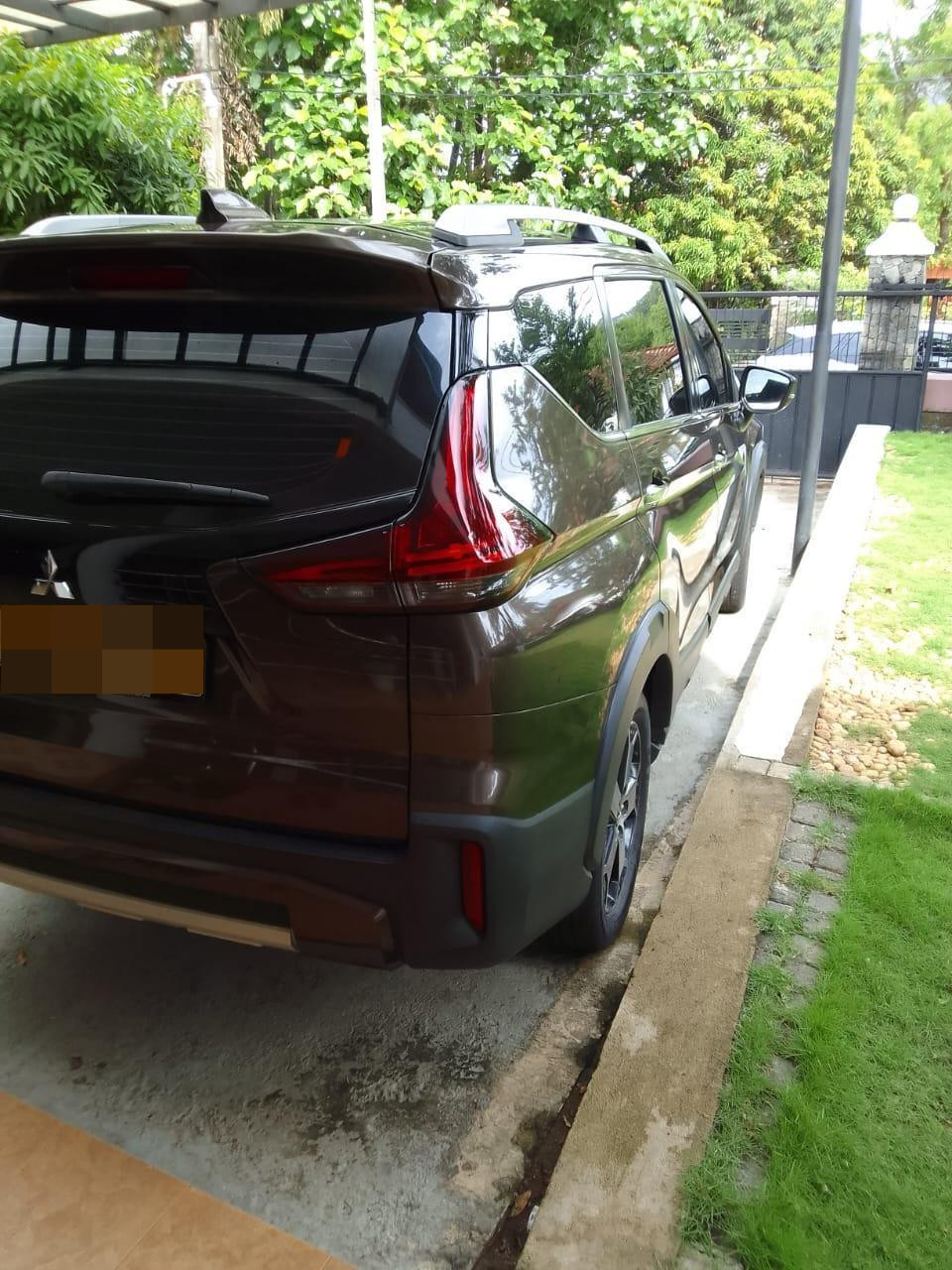 Mitsubishi Express 2020 - பயன்படுத்தப்பட்டது SUV sale in Sri Lanka - patpat.lk