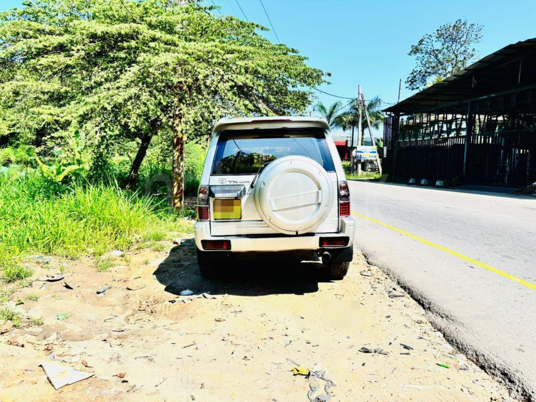 Toyota Land Cruiser Prado 2000 - භාවිතා කරන ලද SUV රථය sale in Sri Lanka - patpat.lk