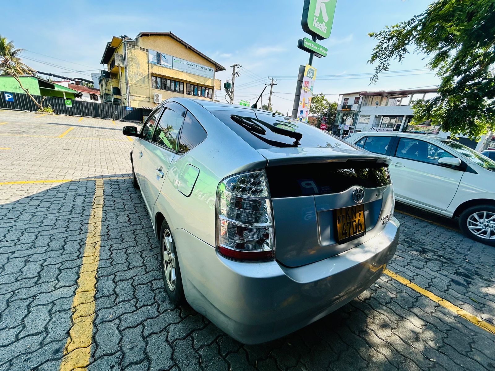 Advertisement image 3