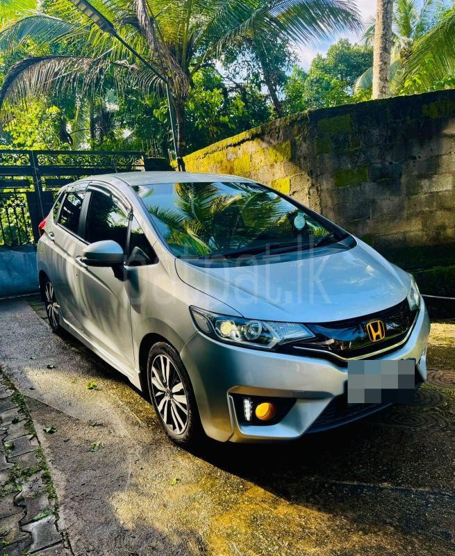 Honda Fit 2013 - பயன்படுத்தப்பட்டது கார் sale in Sri Lanka - patpat.lk