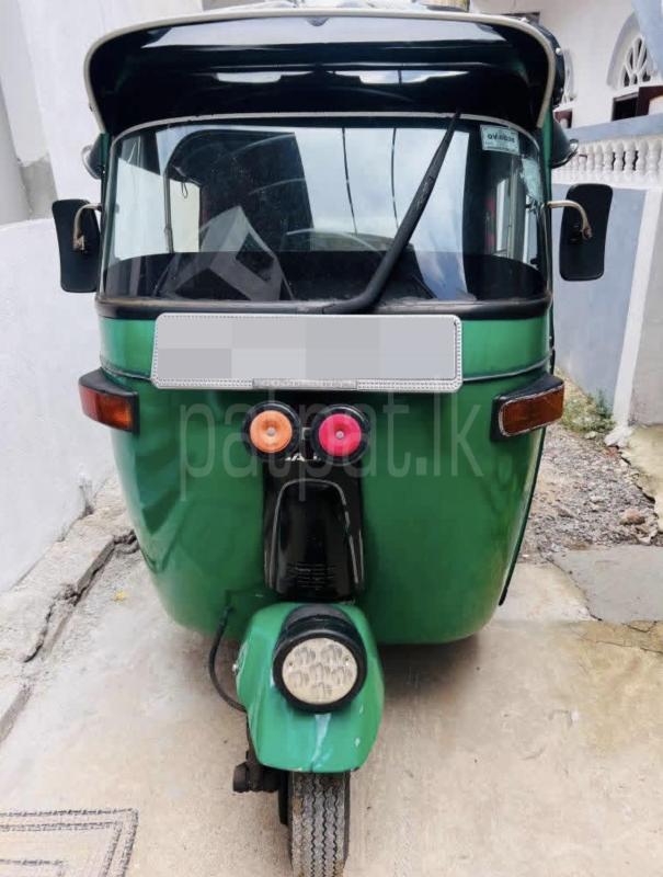 Bajaj Three Wheel 2009 - பயன்படுத்தப்பட்டது முச்சக்கர வண்டி sale in Sri Lanka - patpat.lk