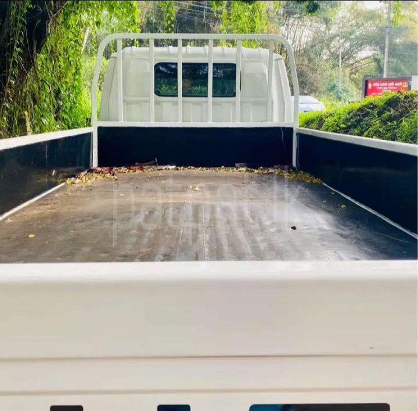 Isuzu ELF 1992 - பயன்படுத்தப்பட்டது டிரக் sale in Sri Lanka - patpat.lk