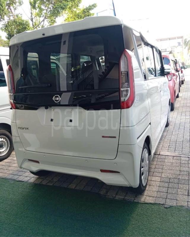 Advertisement image 6