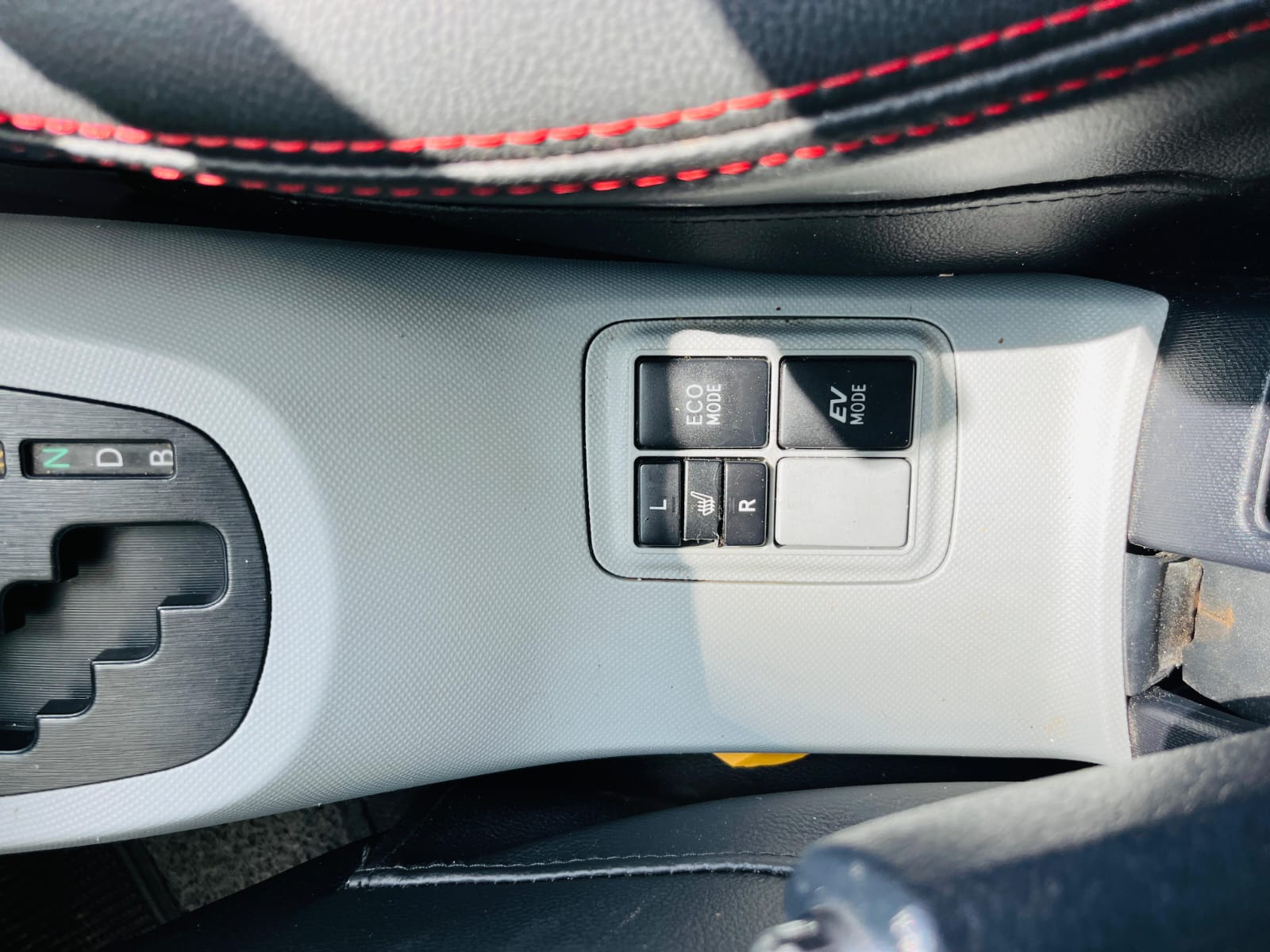 Toyota Aqua 2013 - භාවිතා කරන ලද කාර් sale in Sri Lanka - patpat.lk