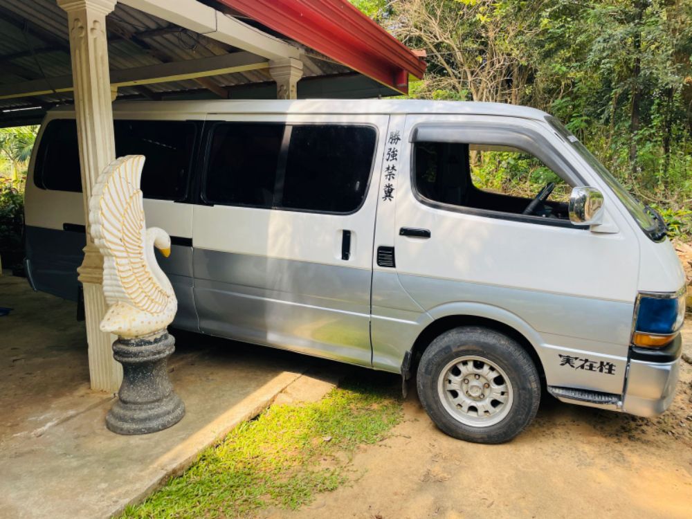 Toyota Hiace 1995 - Used Van sale in Sri Lanka - patpat.lk