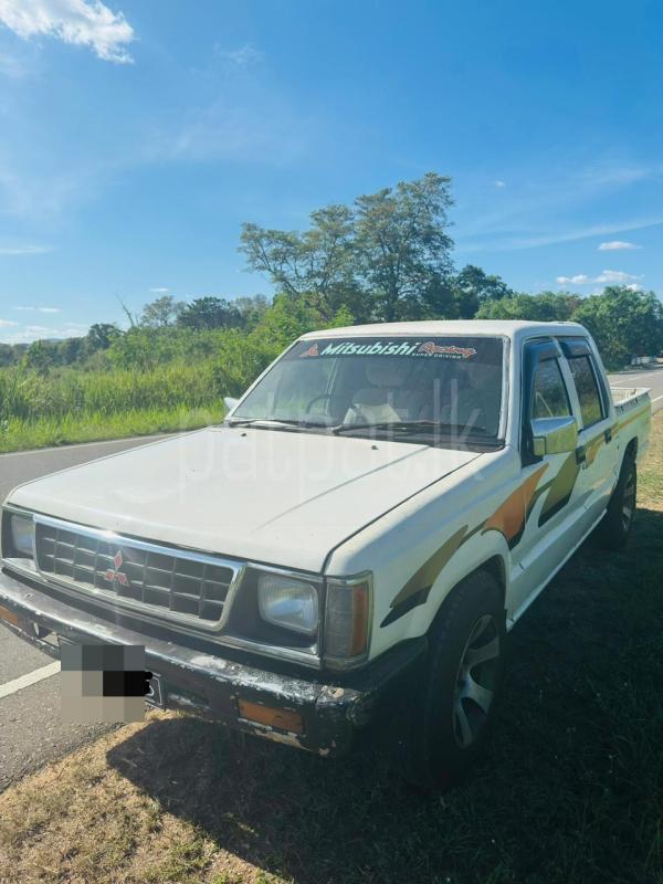 Mitsubishi L200 1988 - பயன்படுத்தப்பட்டது சரக்கு போக்குவரத்து sale in Sri Lanka - patpat.lk