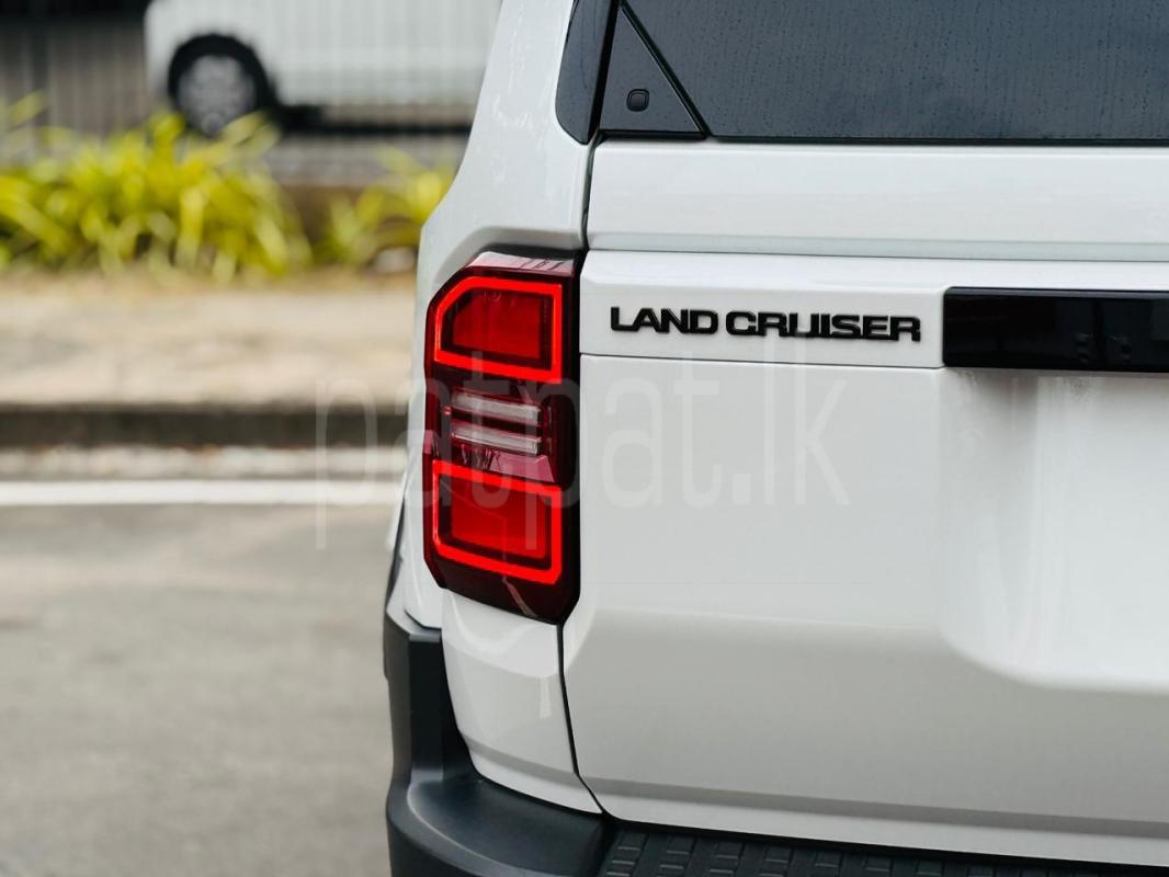 Toyota Land Cruiser Prado 2025 - අලුත් SUV රථය sale in Sri Lanka - patpat.lk