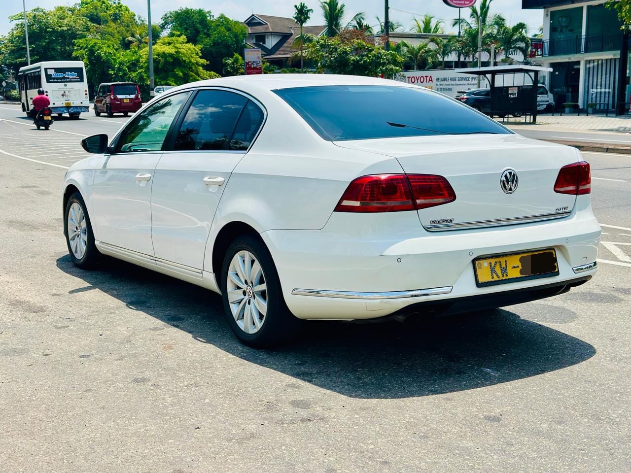 Volkswagen Passat 2012 - Used Car sale in Sri Lanka - patpat.lk