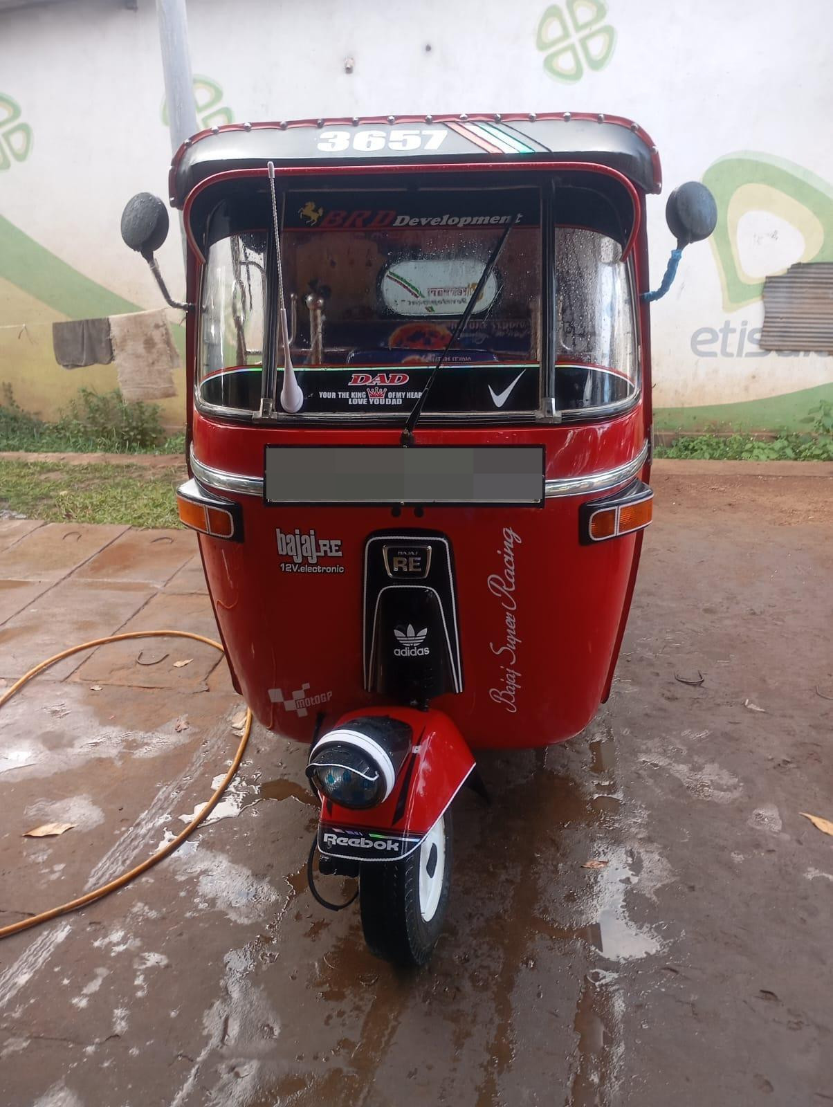 Bajaj 2 stroke 2004 - Used Three wheeler sale in Sri Lanka - patpat.lk