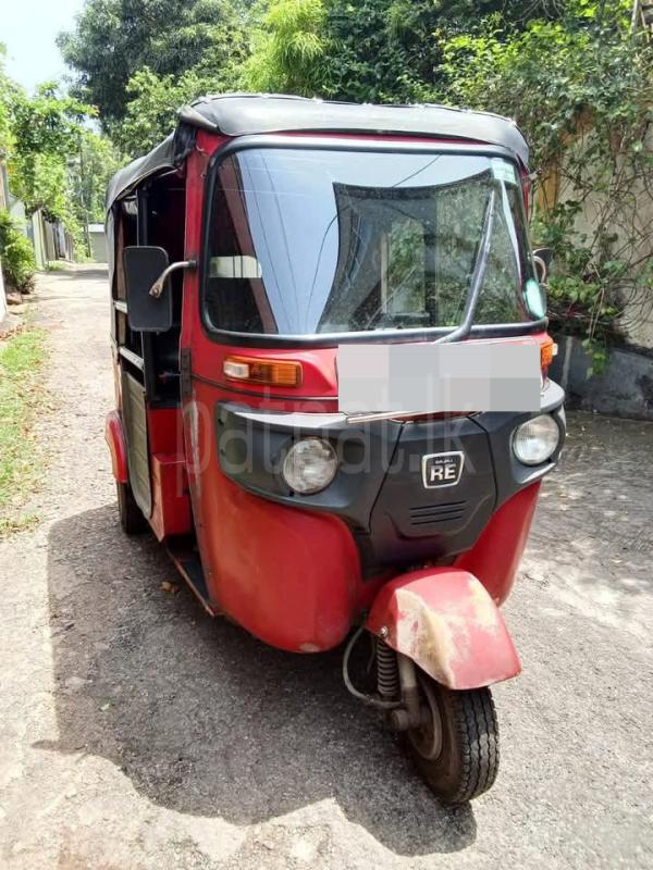 Bajaj Three Wheel 2017 - பயன்படுத்தப்பட்டது முச்சக்கர வண்டி sale in Sri Lanka - patpat.lk
