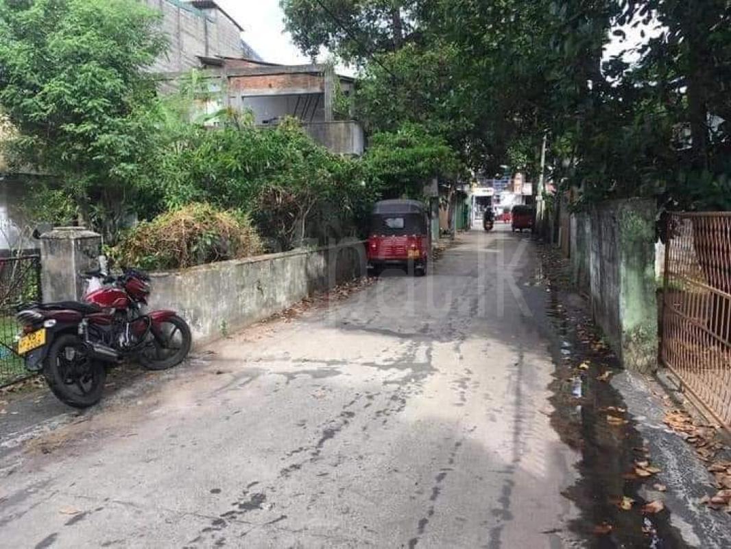 Residential Land for Sale in Battaramulla