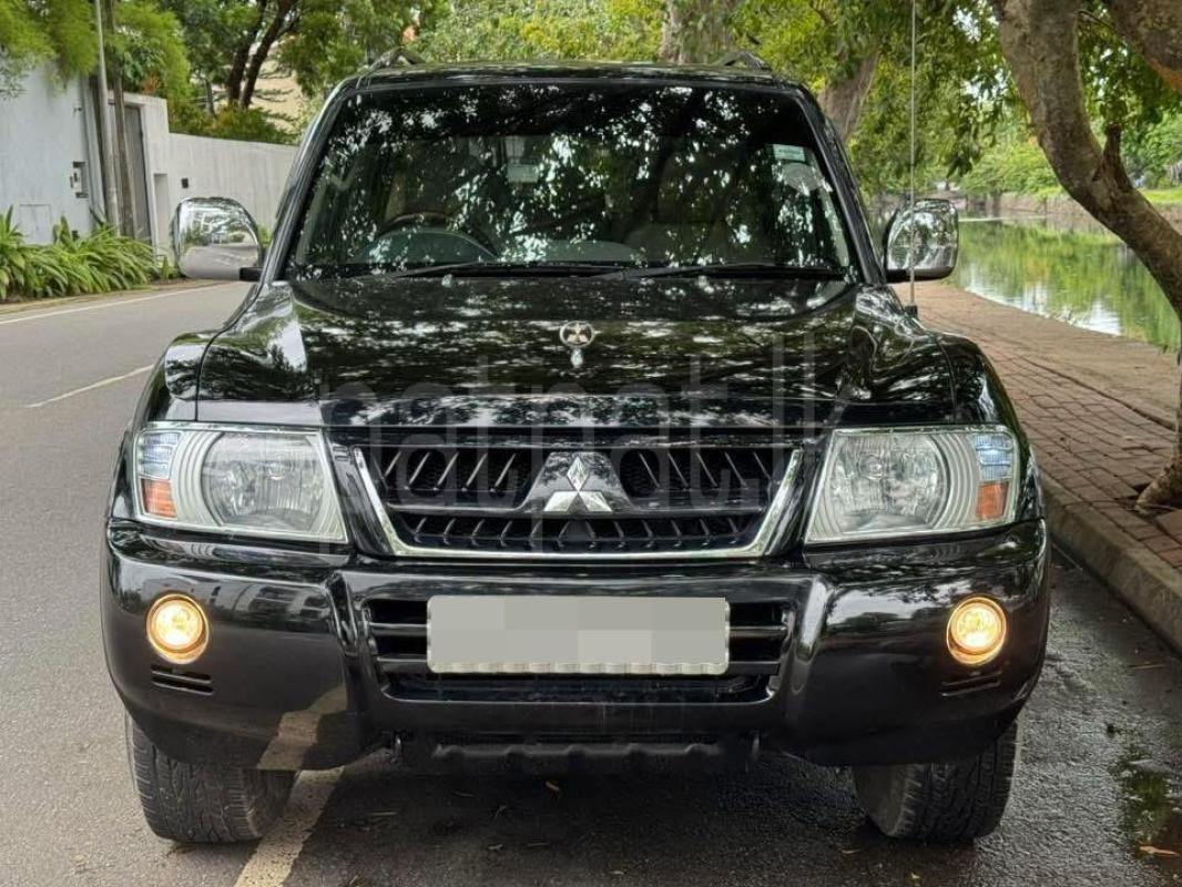 Mitsubishi Montero 2006 - பயன்படுத்தப்பட்டது SUV sale in Sri Lanka - patpat.lk