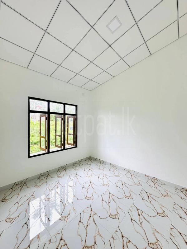 House for Sale in Nittambuwa