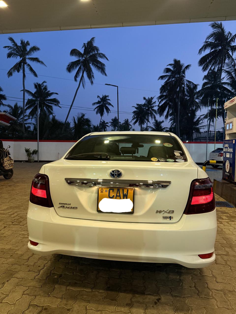 Toyota Axio 2017 - Used Car sale in Sri Lanka - patpat.lk