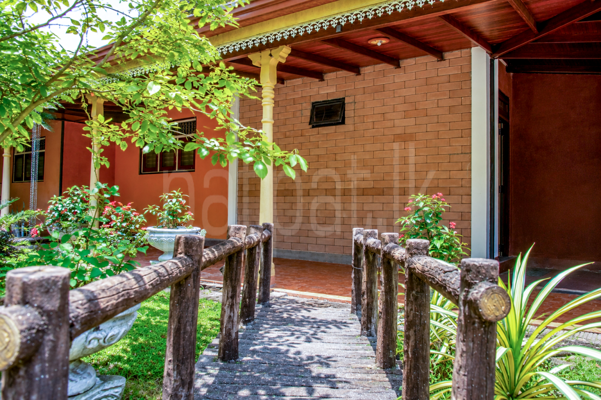 Hotel for Sale in Biyagama