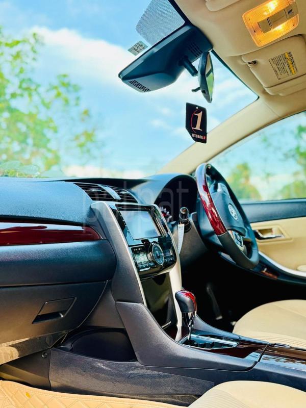 Toyota Allion 2017 - பயன்படுத்தப்பட்டது கார் sale in Sri Lanka - patpat.lk