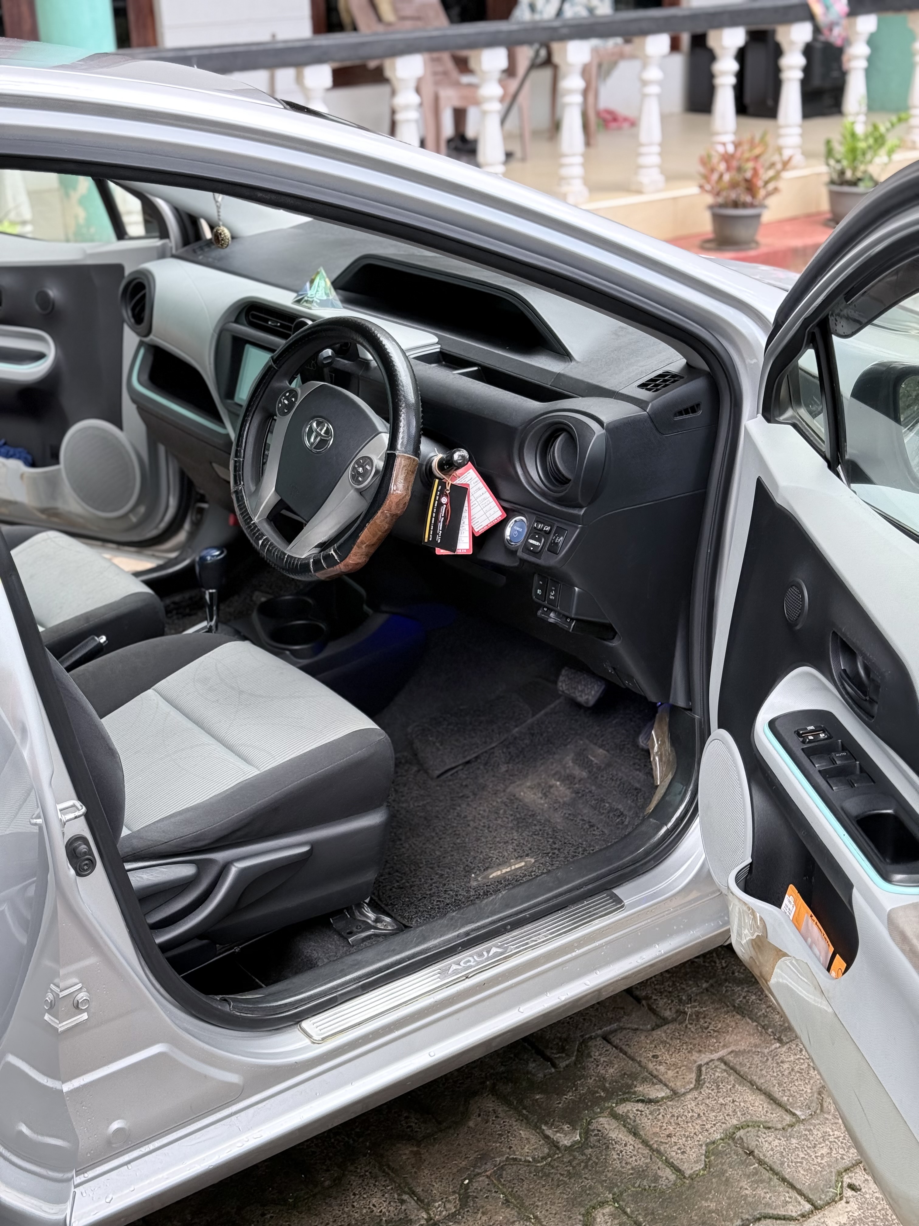 Toyota Aqua 2013 - Reconditioned Car sale in Sri Lanka - patpat.lk