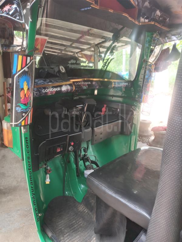 Bajaj Three Wheel 2012 - பயன்படுத்தப்பட்டது முச்சக்கர வண்டி sale in Sri Lanka - patpat.lk