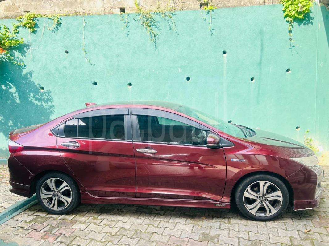 Advertisement image 3